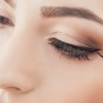 Eyeliner-Hacks-for-Beginners_-15-Makeup-Tricks-We-Love.jpg