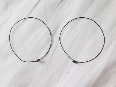 Finished wire mouse ears.