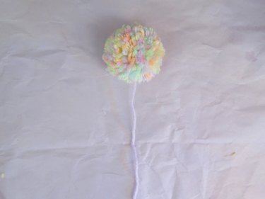 The finished trimmed pompom.