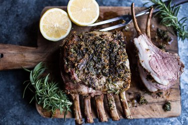 How to Cook Rack of Lamb | ehow